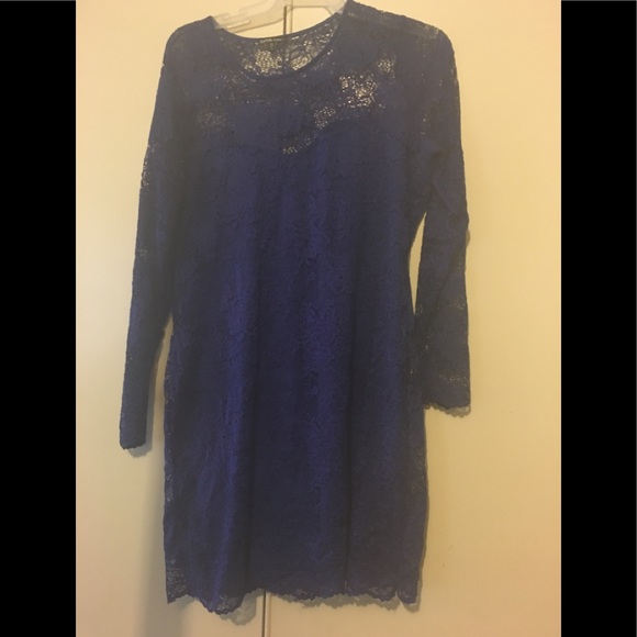 Dresses & Skirts - Dress